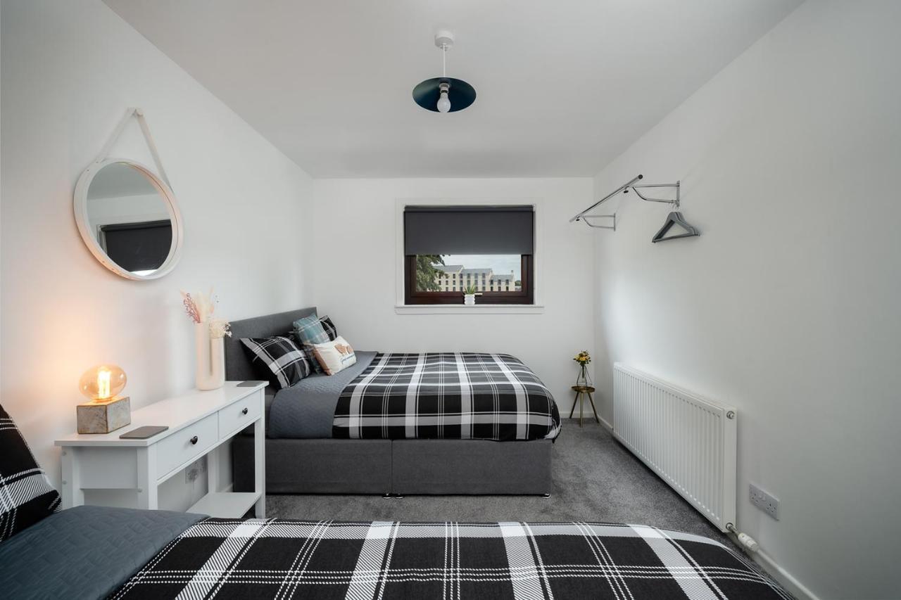 Ness Riverfront Holiday Home - City Centre 인버네스 외부 사진